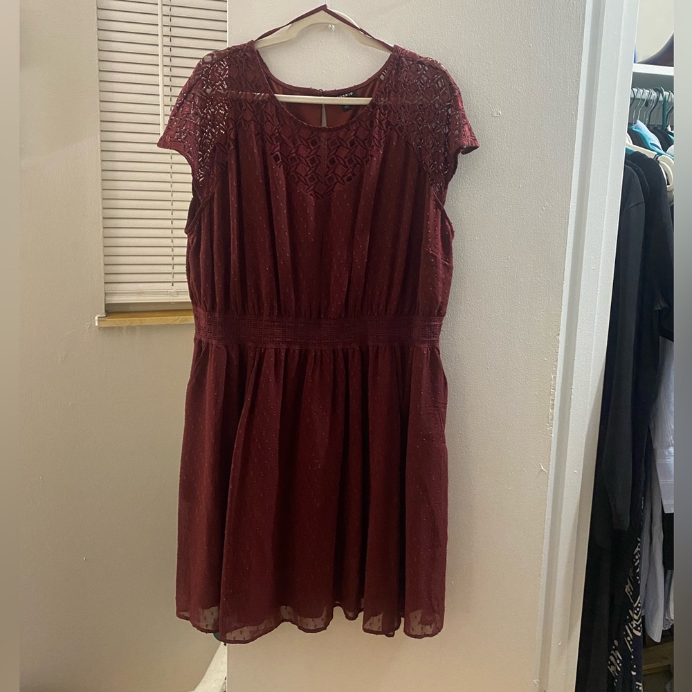 NWOT Red Feminine Torrid Dress